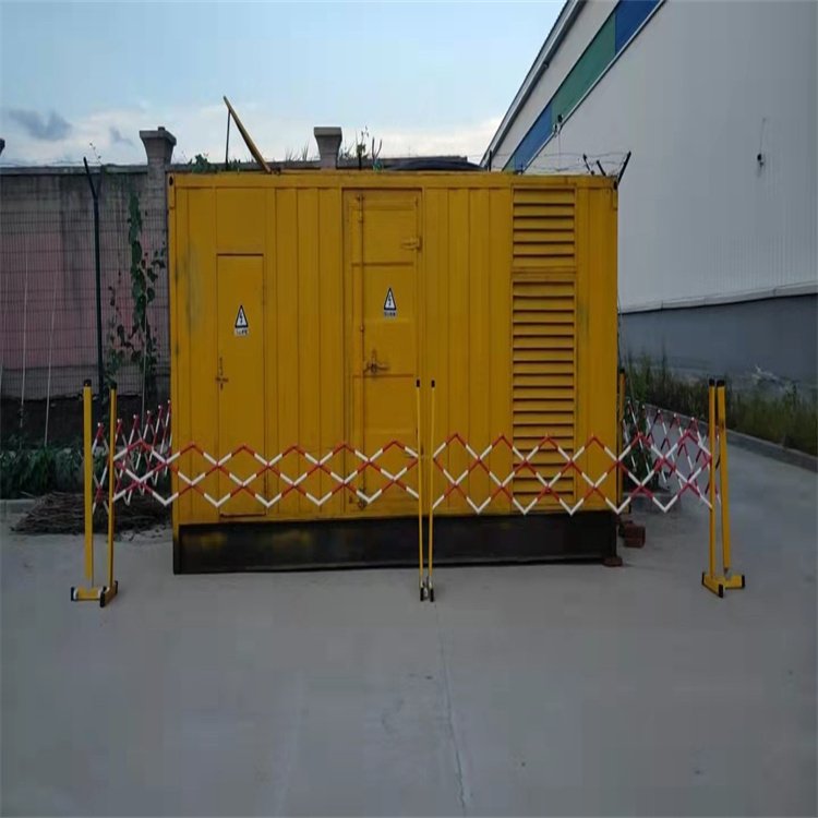 玉屏发电机组油箱盖上留出小气孔有什么用？