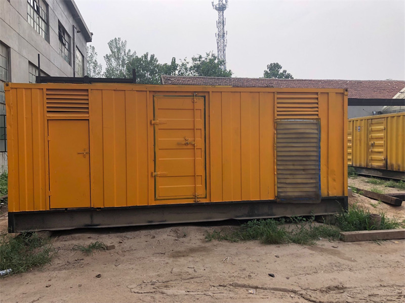 玉屏发电机出租进行负载测试时，电瓶电量不足的具体判断标准是什么？