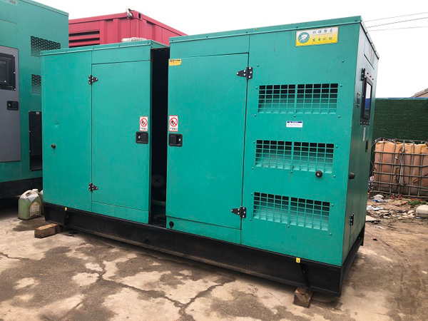 玉屏怎样合理控制磷酸铁锂蓄电池的充放电倍率以延长其使用寿命？