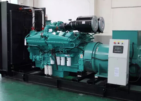 玉屏发电机如何选择合适的除垢剂来清洗水冷式机油散热器？